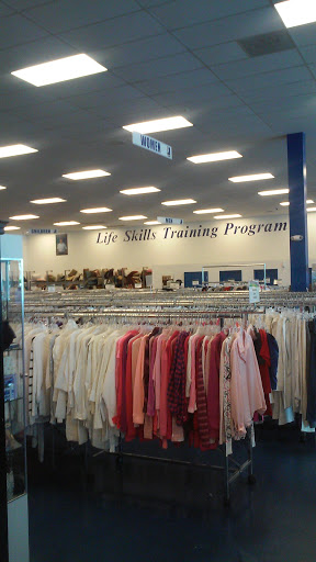 Thrift Store «Goodwill West Palm Beach/Gulfstream Super Store & Donation Center», reviews and photos