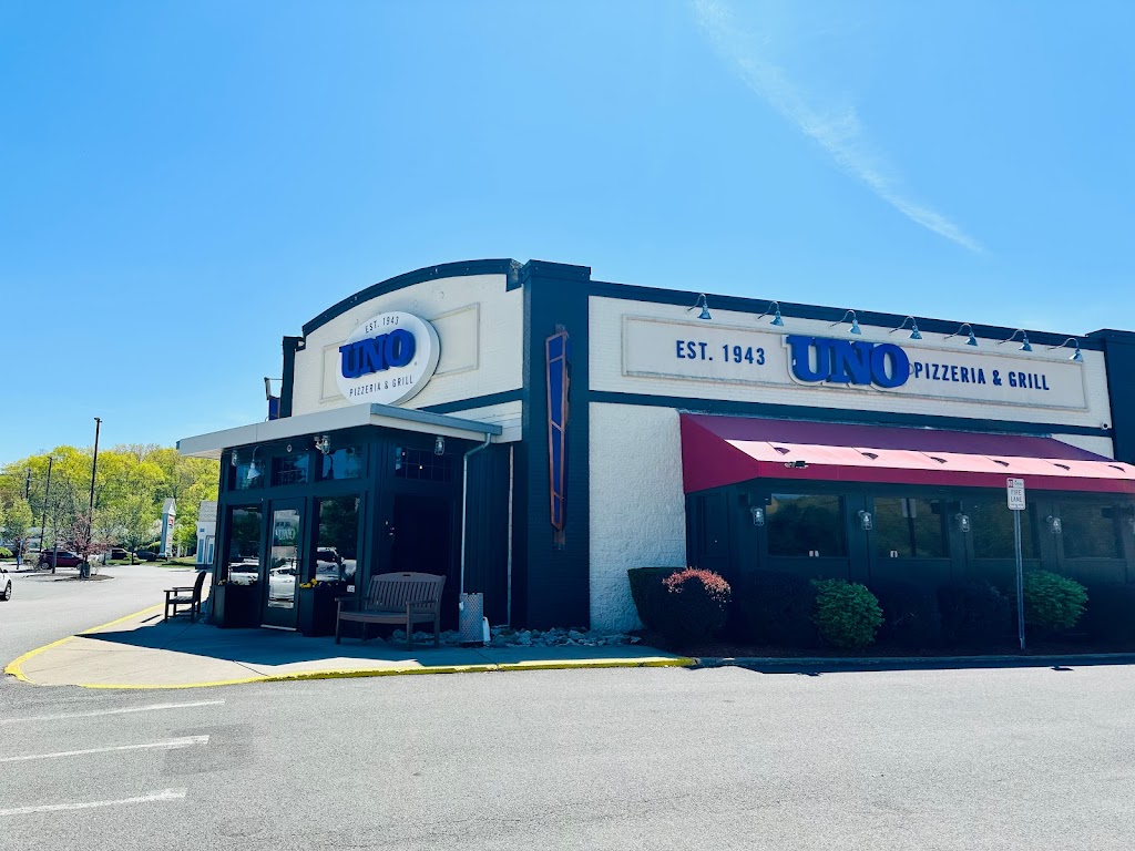 UNO Pizzeria & Grill 02917