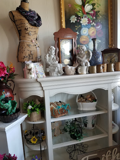 Florist «Around the Corner Florist», reviews and photos, 6003 Main St, Lula, GA 30554, USA