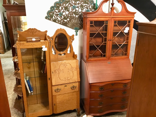Used Furniture Store «Barrington Resale Shop», reviews and photos, 2214 E Algonquin Rd, Algonquin, IL 60102, USA