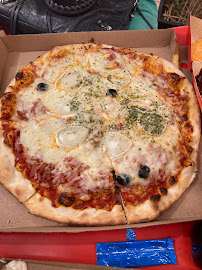 Plats et boissons du Pizzas à emporter Ilo Pizza à Royan - n°8