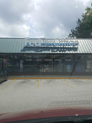 Print Shop «FedEx Office Print & Ship Center», reviews and photos, 25407 Lorain Rd, North Olmsted, OH 44070, USA