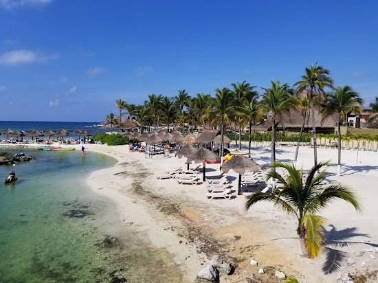 Catalonia Yucatan beach