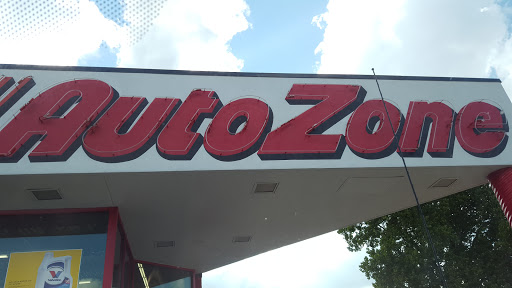 Auto Parts Store «AutoZone», reviews and photos, 1735 NW Topeka Blvd, Topeka, KS 66608, USA