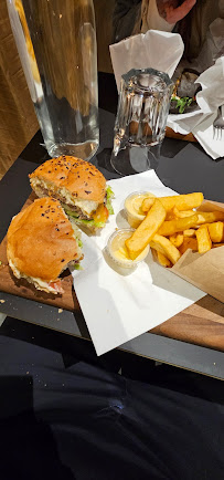 Frite du Restaurant de hamburgers L'Artisan du Burger - Gaite à Paris - n°11