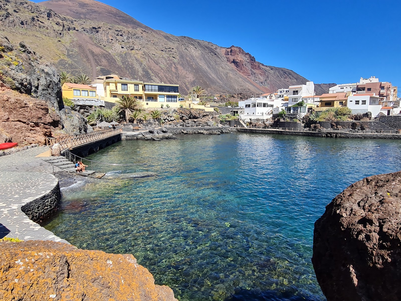 Piscina natural del Tamaduste'in fotoğrafı çok temiz temizlik seviyesi ile