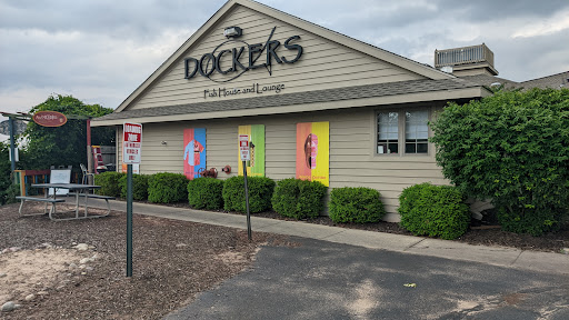 Seafood Restaurant «Dockers Restaurant», reviews and photos, 3505 Marina View Point, Muskegon, MI 49441, USA
