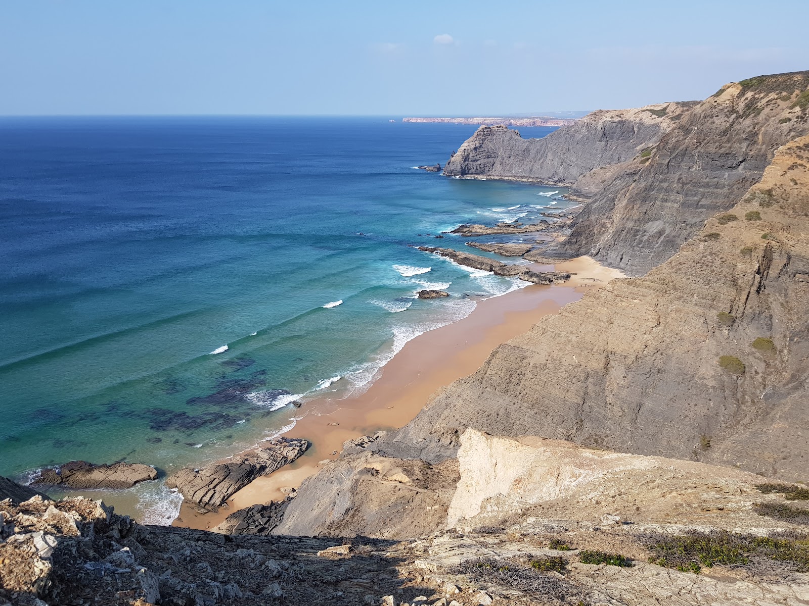 Foto von Praia do Mirouco - beliebter Ort unter Entspannungskennern