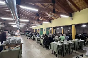 Restaurante Lion image