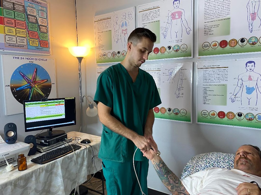 Tomii healing & wellness 94403