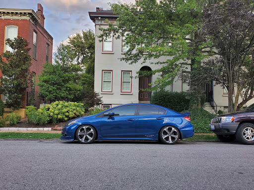 Auto Body Shop «Spirit West Motor Carriage», reviews and photos, 610 Park Ln, Ballwin, MO 63011, USA