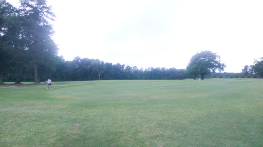 Golf Course «Raleigh Golf Association», reviews and photos, 1527 Tryon Rd, Raleigh, NC 27603, USA