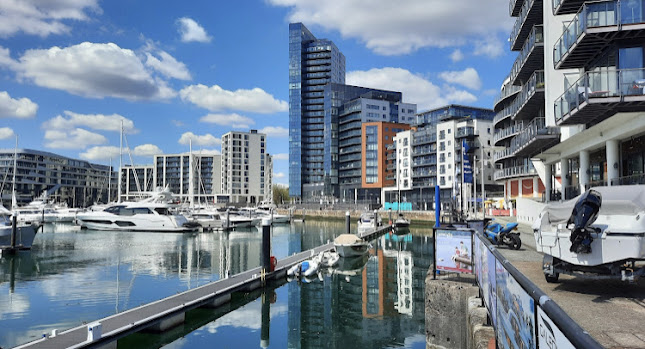 Comments and reviews of Banana Wharf
