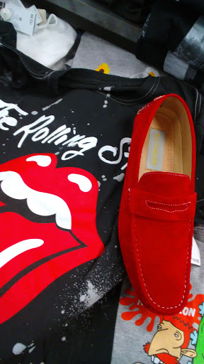 Clothing Store «rue21», reviews and photos, 3404 Fairlane Dr, Allen Park, MI 48101, USA