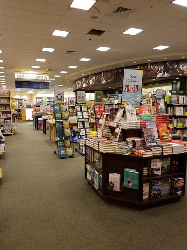 Book Store «Barnes & Noble», reviews and photos, 451 E Altamonte Dr, Altamonte Springs, FL 32701, USA