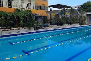 Agoo Swimmersworld Resort & Hotel image