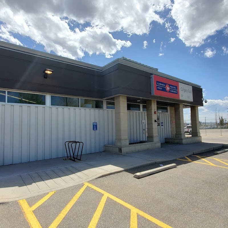 Canada Post Delivery Centre