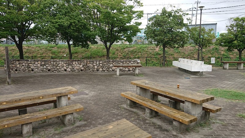 鶴野第二公園