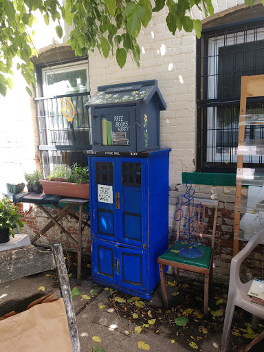 Book Store «Small World Books», reviews and photos, 425 North St, Rochester, NY 14605, USA