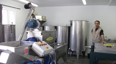 Le Moulin des Peyrouses - Producteur d'Huile d'Olives - Trituration à Sourribes