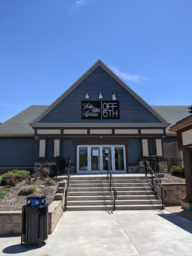 Clothing Store «The North Face Outlet», reviews and photos, 461 Evergreen Ct, Central Valley, NY 10917, USA