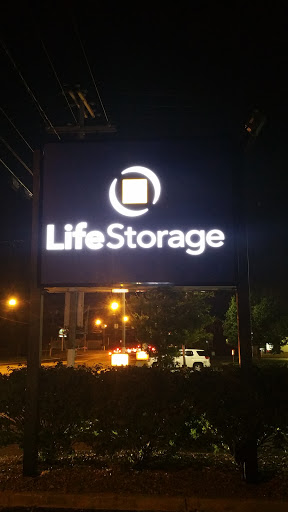 Self-Storage Facility «Life Storage», reviews and photos, 1348 Ridge Rd, Lackawanna, NY 14218, USA