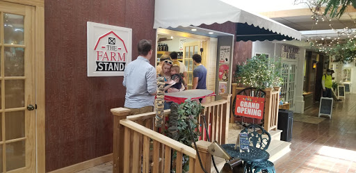 Shopping Mall «Fancy Fair Mall», reviews and photos, 830 W Main St, Lake Geneva, WI 53147, USA