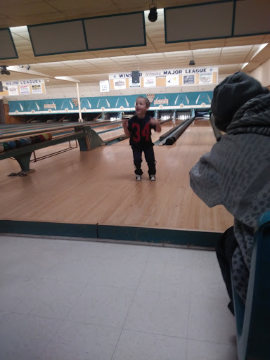 Bowling Alley «Laurel Duckpin Bowling Lanes», reviews and photos, 266 Main St, Winsted, CT 06098, USA