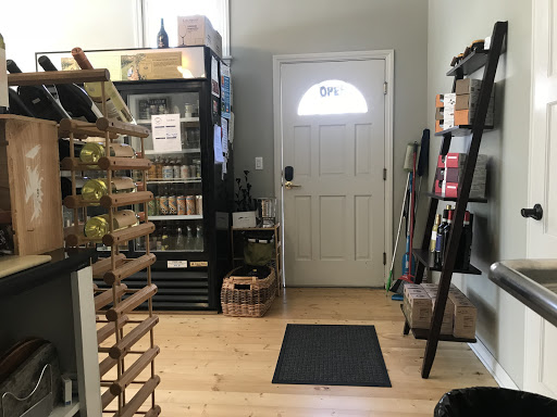 Wine Store «San Dimas Wine Shop & Tasting Room», reviews and photos, 225 W Bonita Ave, San Dimas, CA 91773, USA