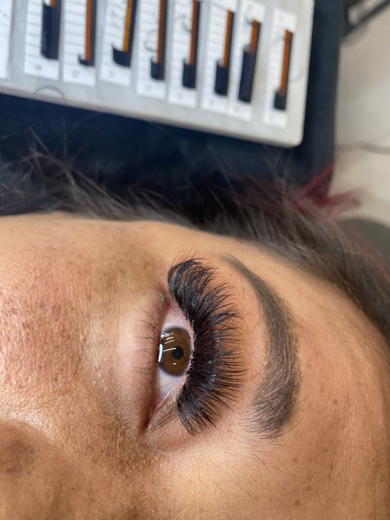 Medford Lash LLC 97501