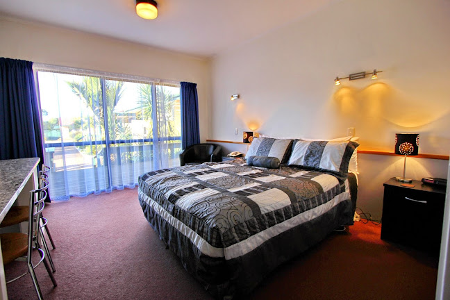 Reviews of Aotearoa Lodge & Conference Centre in Whitianga - Travel Agency
