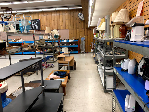 Thrift Store «Thrift Store Outlet», reviews and photos, 107 W Main St, Woodland, CA 95695, USA