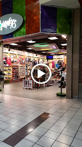 Shoe Store «Journeys», reviews and photos, 3000 184th St SW #598, Lynnwood, WA 98037, USA