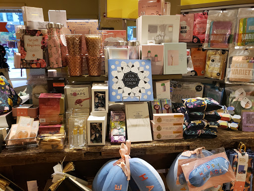 Stationery Store «Paper Source», reviews and photos, 490 Central Ave, Highland Park, IL 60035, USA