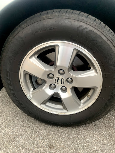 Tire Shop «Discount Tire Store - Indianapolis, IN», reviews and photos, 8302 N Michigan Rd, Indianapolis, IN 46268, USA