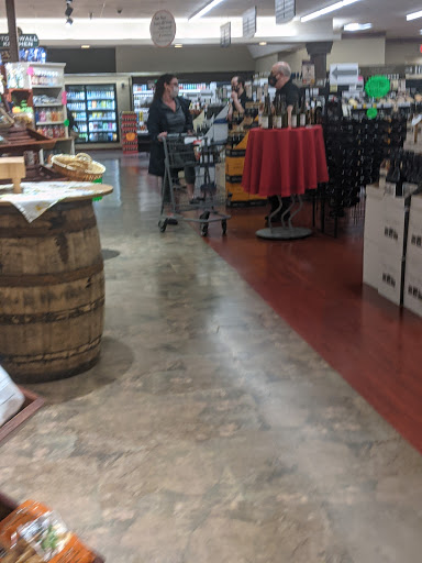 Liquor Store «Table and Vine», reviews and photos, 1119 Riverdale St, West Springfield, MA 01089, USA