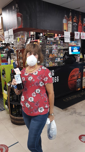 Liquor Store «Quail Roost Discount Liquor», reviews and photos, 18841 SW 117th Ave, Miami, FL 33177, USA