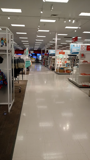 Department Store «Target», reviews and photos, 1717 Olentangy River Rd, Columbus, OH 43212, USA