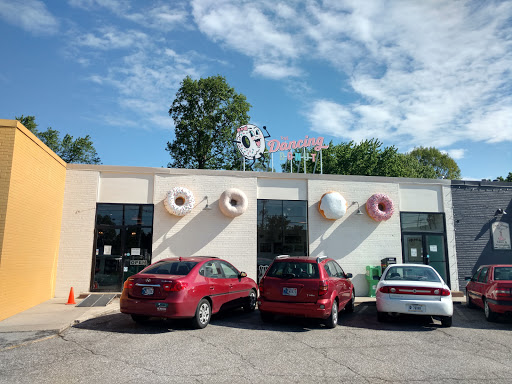 Donut Shop «The Dancing Donut», reviews and photos, 1134 E 54th St G, Indianapolis, IN 46220, USA