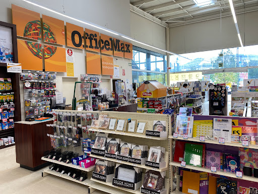 OfficeMax Urban Center Jurica