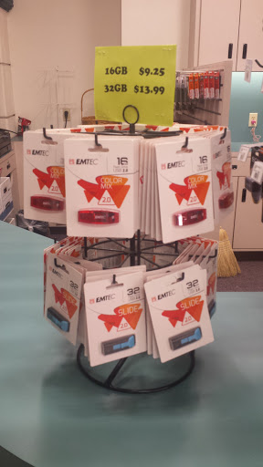 Book Store «Fresno City College: Bookstore», reviews and photos, 1101 E. University Avenue, Fresno, CA 93741, USA