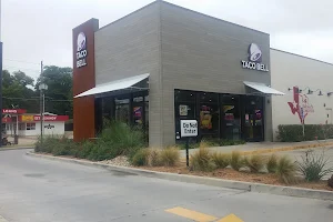 Taco Bell image