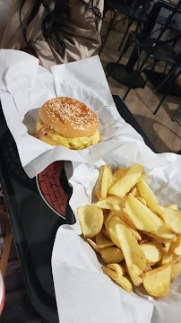Hamburger du Restauration rapide Mondays à Colombes - n°16