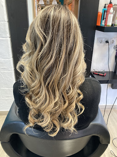 Roxana Peluquería Estética en El Cotillo, las Palmas