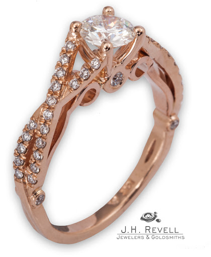 Jewelry Store «Revell Jewelers», reviews and photos, 904 Middle Rd, Bettendorf, IA 52722, USA