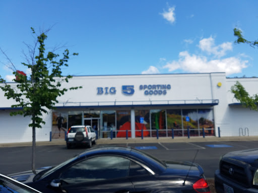 Sporting Goods Store «Big 5 Sporting Goods - Grants Pass», reviews and photos, 310 NE Agness Ave, Grants Pass, OR 97526, USA