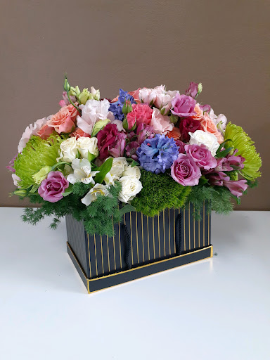 Florist «West Hollywood Florist», reviews and photos, 8205 Santa Monica Blvd, West Hollywood, CA 90046, USA