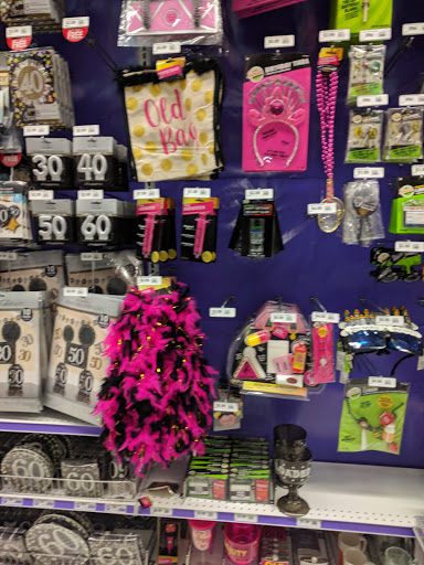 Party Store «Party City», reviews and photos