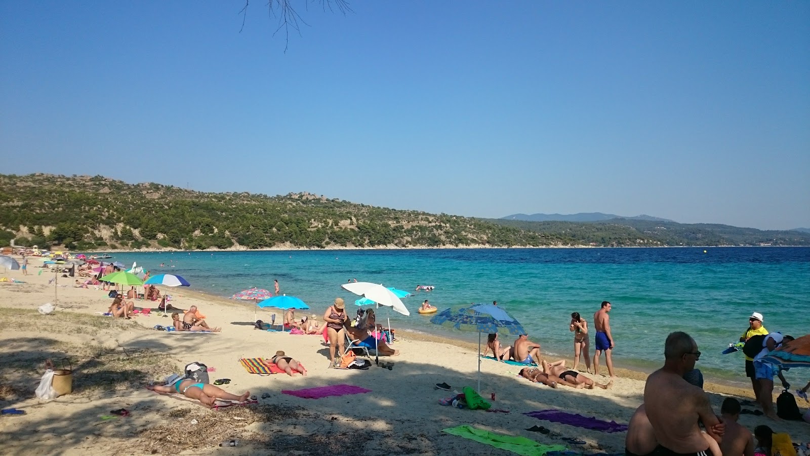 Foto de Praia de Agios Ioannis - lugar popular entre os apreciadores de relaxamento