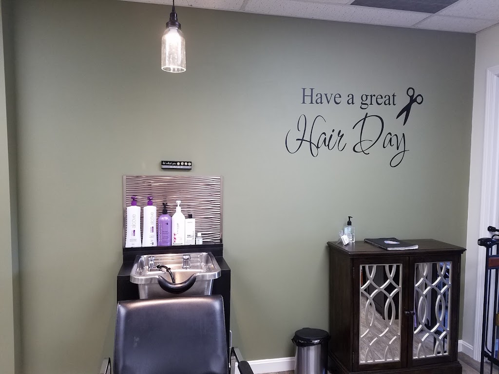 Roots 2 Ends Salon - St Johnsbury, VT 05819 - Services and Reviews